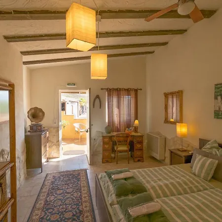 Bed & Breakfast Finca El Romero Barbarroja