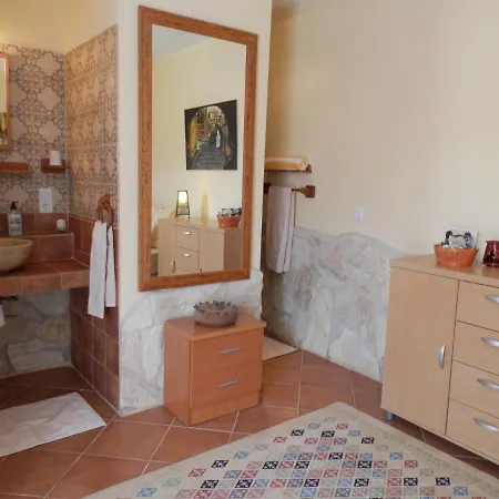 Finca El Romero Bed & Breakfast